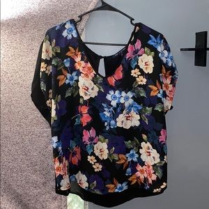 Floral print nice top